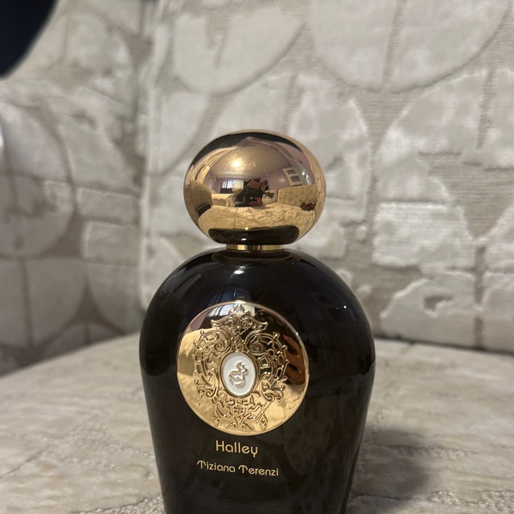 Tiziana Terenzi Halley Perfume Bottle - Deep Brown with Gold Accents